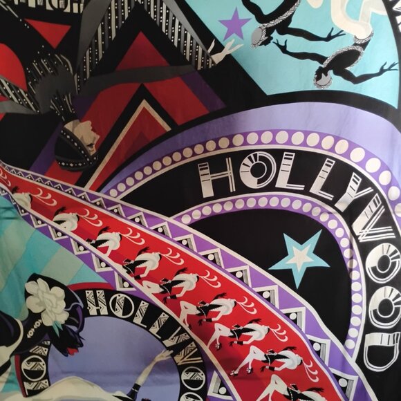 Rare Vintage Bob Mackie “Wearable Art” Silk Scarves 36×36 in, Mint with Original - Picture 4 of 10